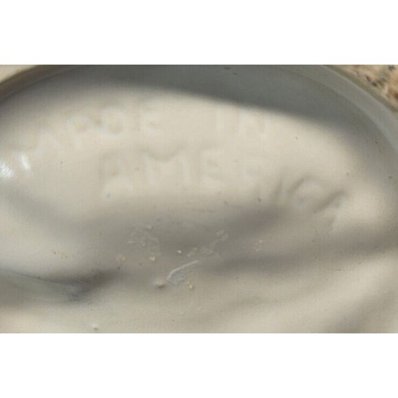 Vintage White Scalloped Ceramic Bowl Kingwood Ceramics USA Embossed Grapes 7" - Picture 4 of 5